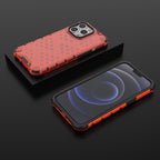 Korėtas dėklas iPhone 13 Pro – raudonas (TPU/PC)
