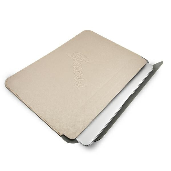 Guess Saffiano Script dėklas 13" nešiojamajam kompiuteriui - aukso spalvos -- Laptop Bags