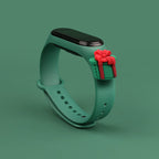 Strap Xmas for Xiaomi Mi Band 3 / 4 Kalėdinė silikoninė apyrankė su Dovanėle - Tamsiai žalia -- Xiaomi Mi Band 3 / Xiaomi...