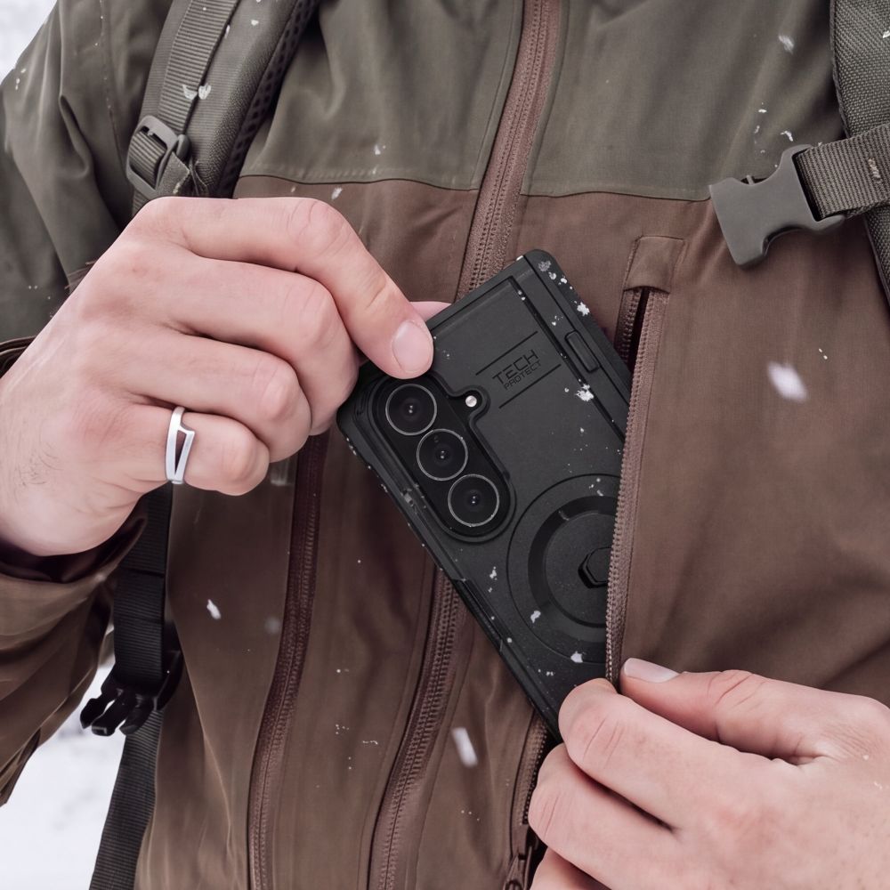 Dėklas Tech-Protect Kevlar Pro MagSafe Galaxy Z Fold 8 Ultra, juodas -- Galaxy Z Fold 8 Ultra