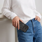 Dėklas Tech-Protect MagFlex MagSafe iPhone 17 Pro / 18 Pro, blizgus juodas -- iPhone 17 Pro, iPhone 18 Pro