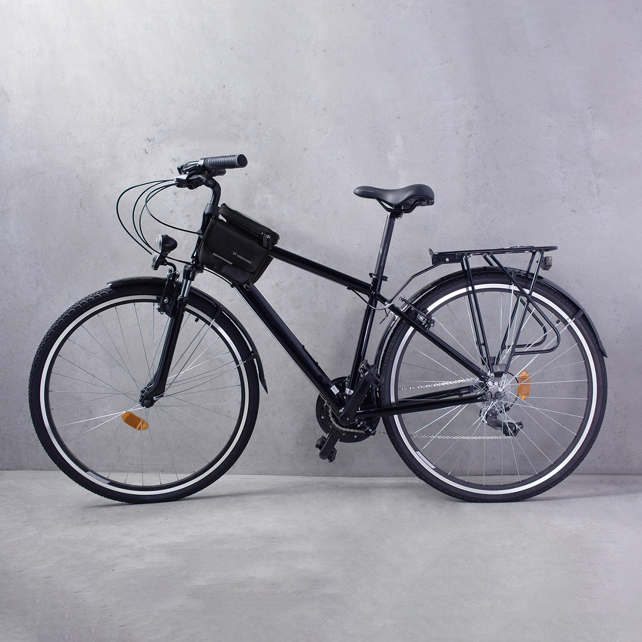 Wozinsky 1,5L Dviračio Rėmo Krepšys su Išmaniojo Telefono Langu – Juodas (WBB26BK) -- Bicycle Bags