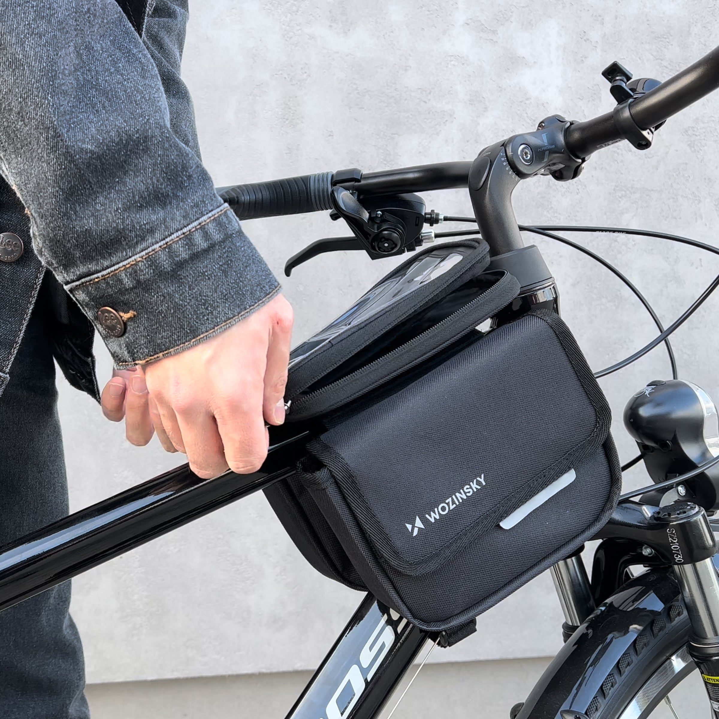 Wozinsky 1,5L Dviračio Rėmo Krepšys su Išmaniojo Telefono Langu – Juodas (WBB26BK) -- Bicycle Bags