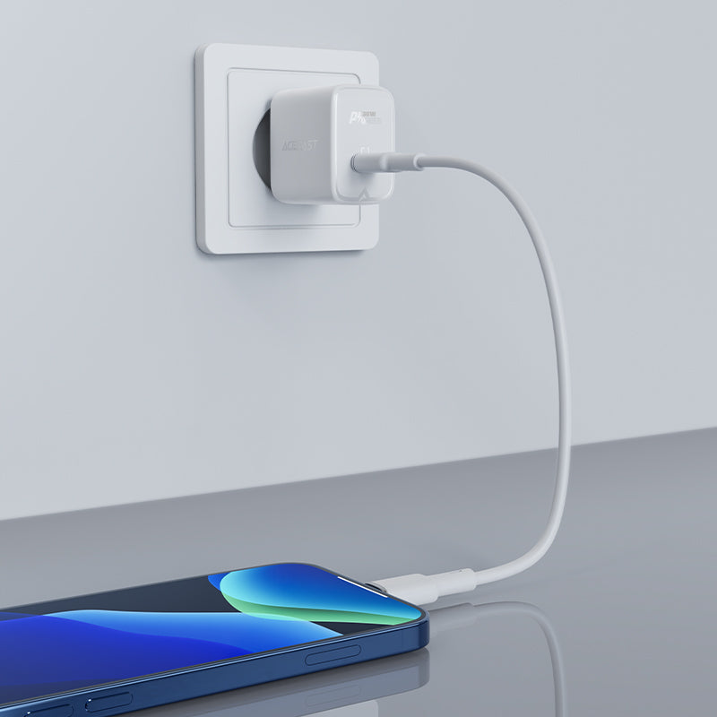 Acefast GaN USB Type-C 30W įkroviklis, PD, QC 3.0, AFC, FCP, juodas (A21 juodas)