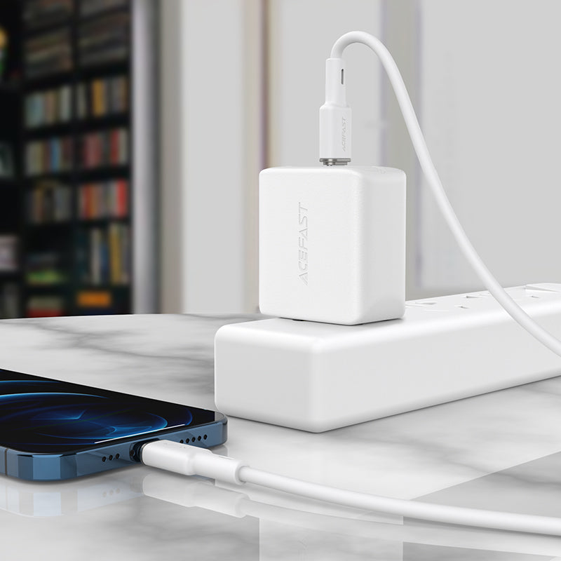 Acefast MFI USB-C - Lightning laidas 1.2 m, 30W, 3A, juodas (C2-01 black)
