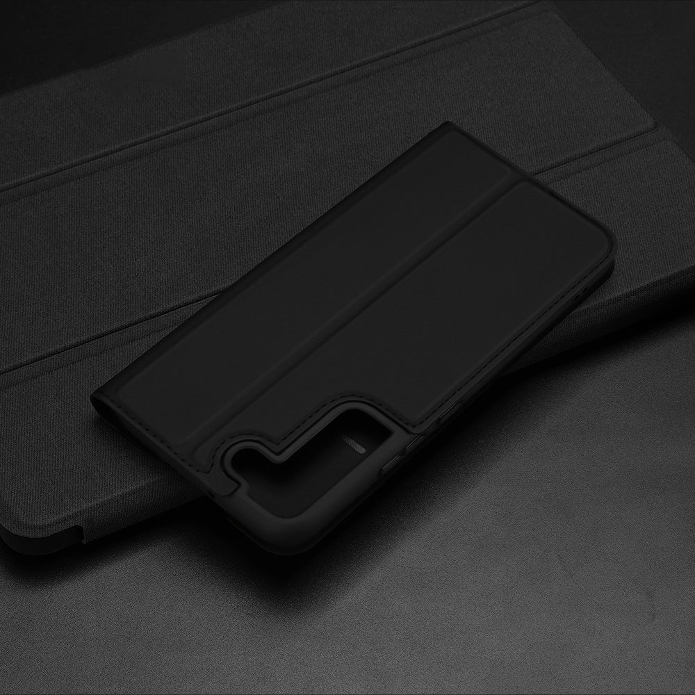 Dux Ducis Skin Pro atverčiamas dėklas Samsung Galaxy S22+ – juodas -- Samsung Galaxy S22+