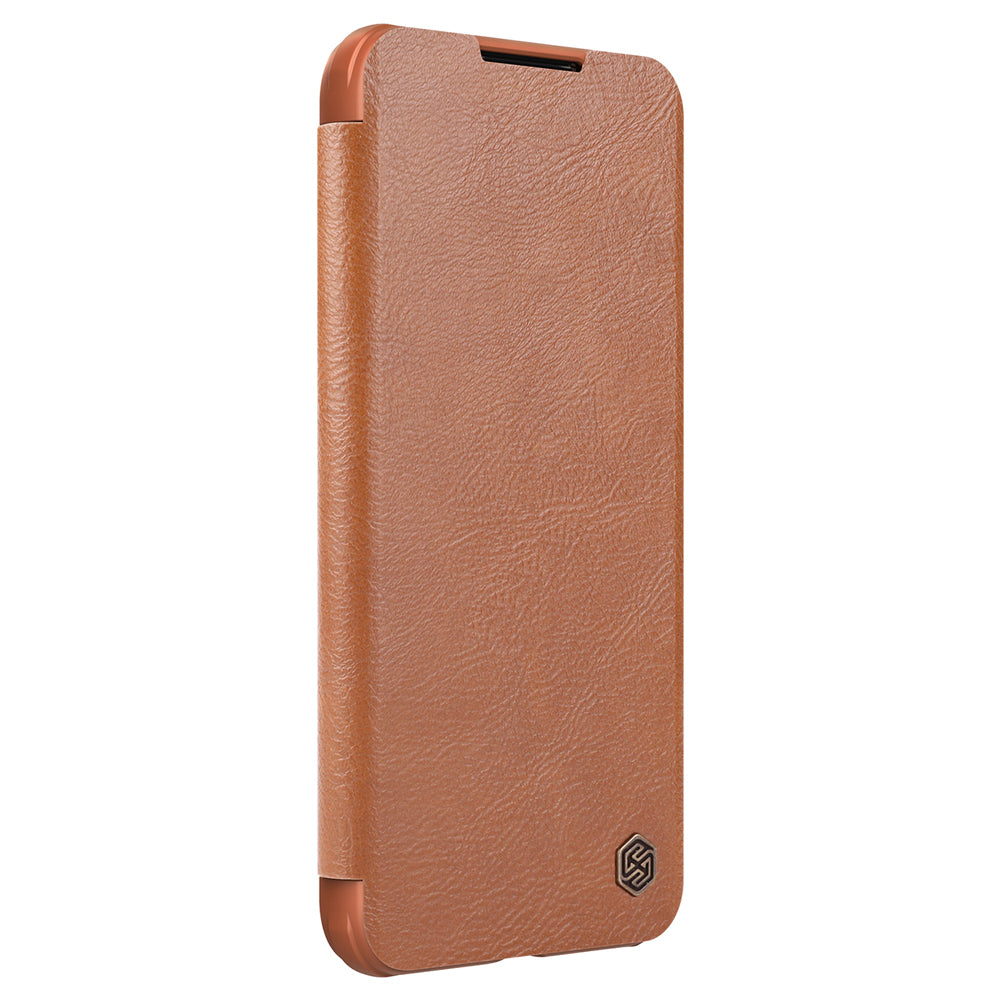 Nillkin Qin Leather Pro dėklas Galaxy S22+ – rudas -- Samsung Galaxy S22+