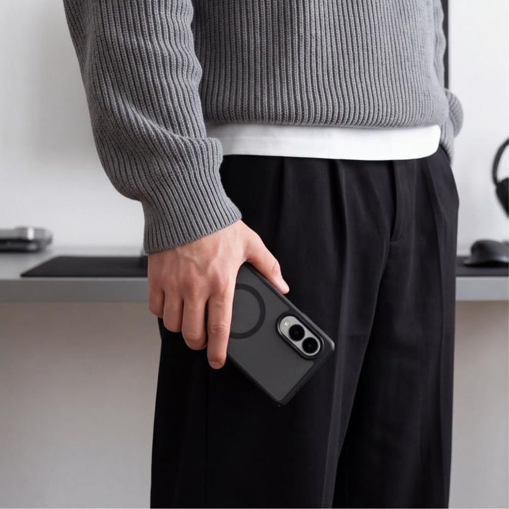 Dėklas Tech-Protect Magmat MagSafe Galaxy Z Fold 8, matinis juodas -- Galaxy Z Fold 8