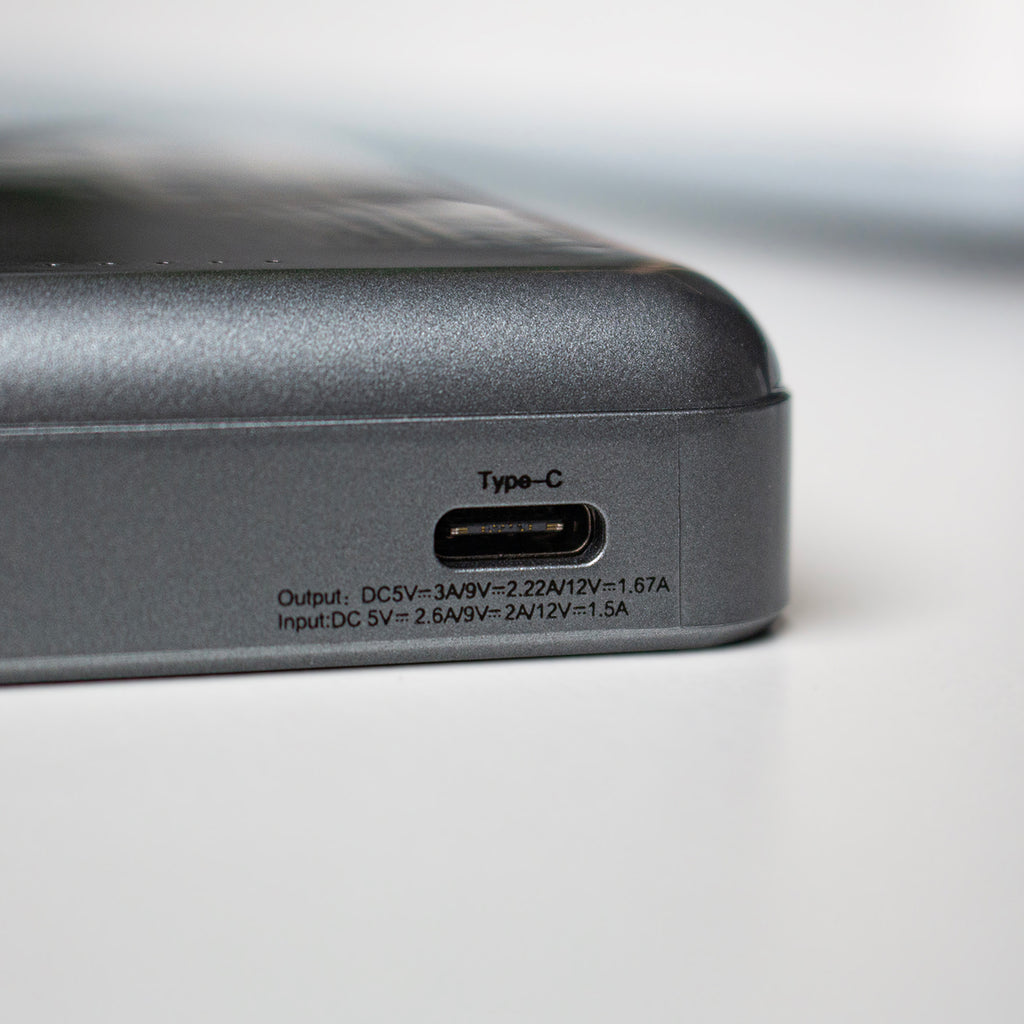 Dudao TGK1 išorinė baterija su MagSafe belaidžiu įkrovikliu 20W 10000mAh juoda (TGK1-black)