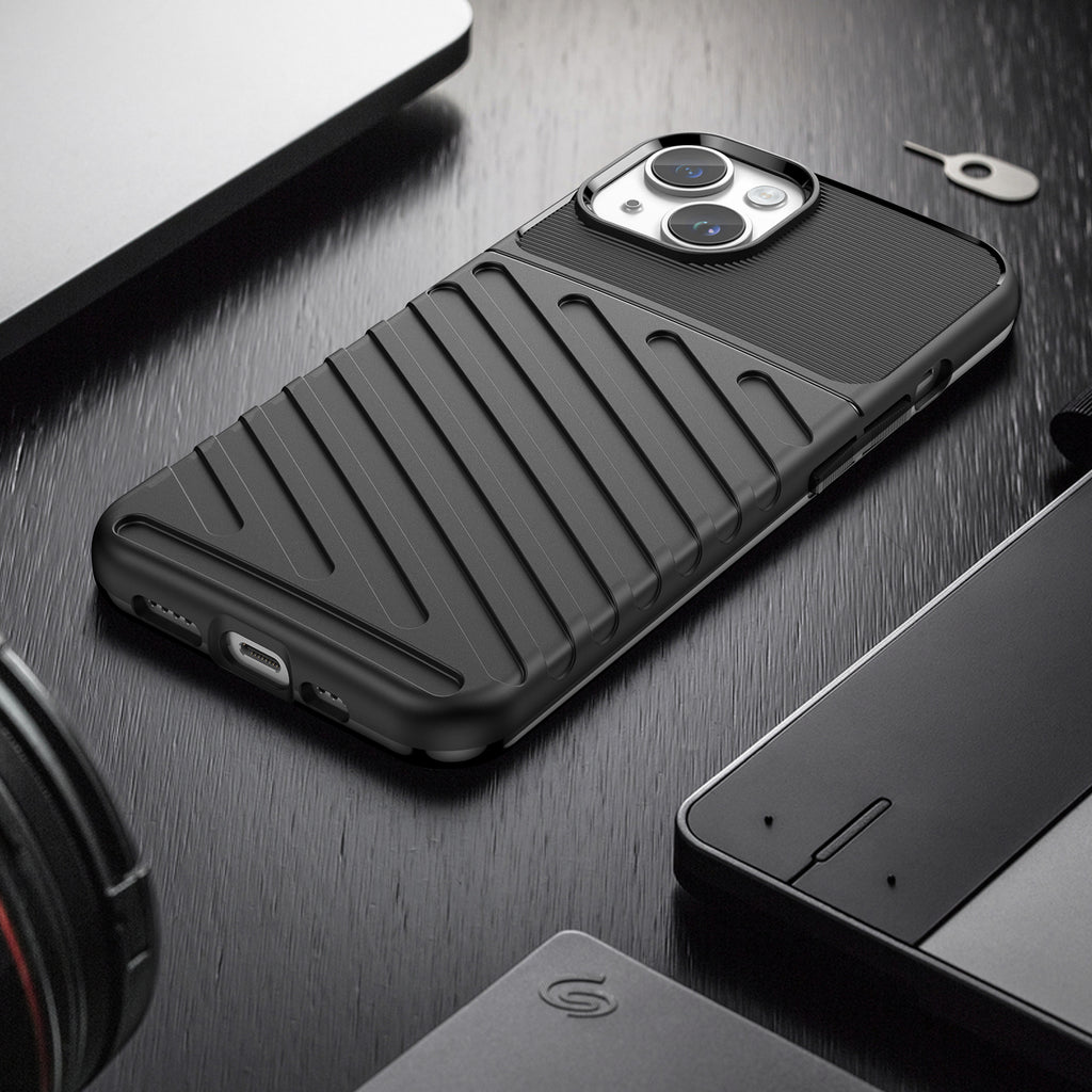 Thunder Case dėklas iPhone 14 Plus – juodas