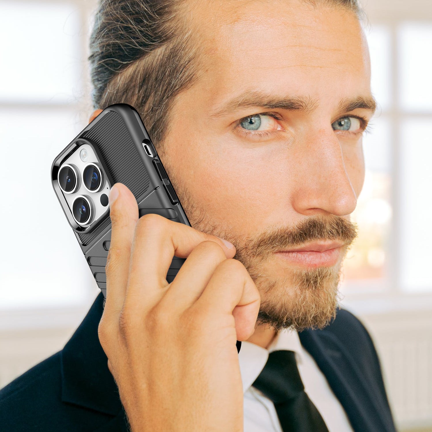 Thunder Case dėklas iPhone 14 Pro – juodas
