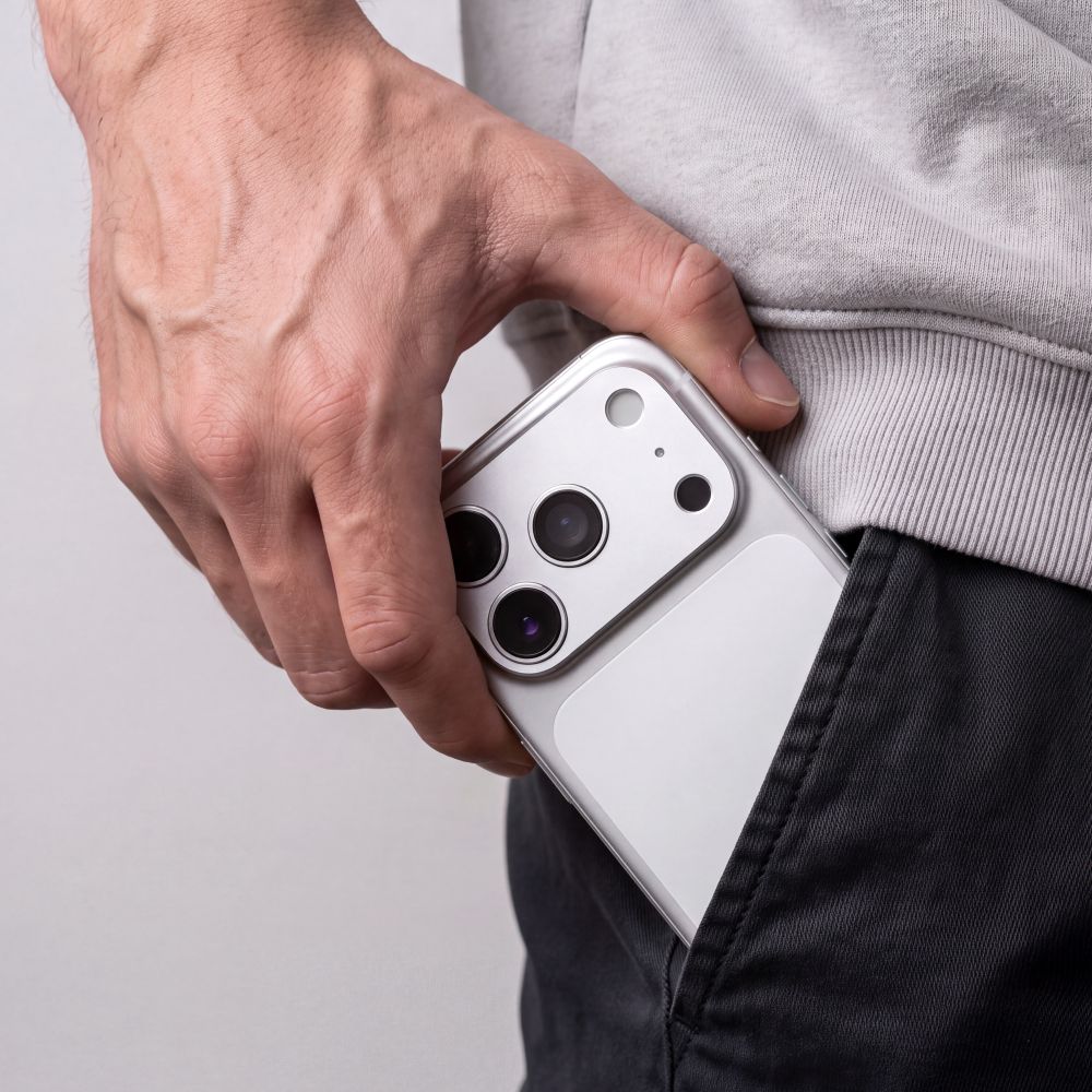 Kameros apsauginis stiklas Tech-Protect Camalloy Fit+ iPhone 18 Pro Max, sidabrinis -- iPhone 18 Pro Max